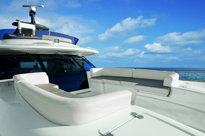 Azimut Magellano 50 Bow view - Credit Azimut Yachts