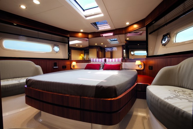 Motor yacht Magellano 50 VIP Cabin  - Credit Azimut Yachts