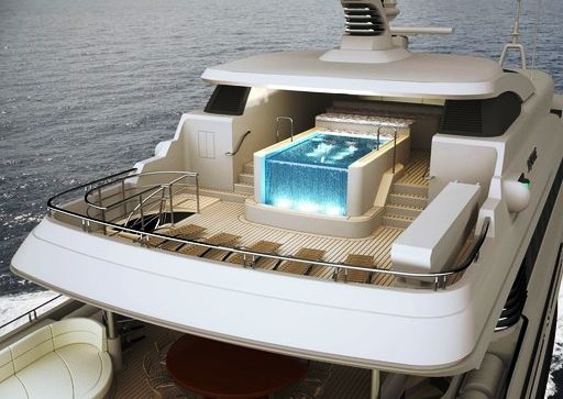 Newcastle 5500 Infinity pool on the split level Sundeck