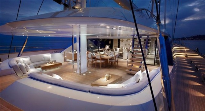 Sailing yacht Twizzle by Dubois Naval Architects