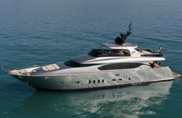 MAIORA 27S Superyacht by Fipa Group