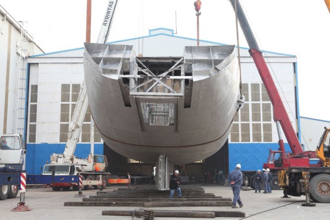 Perini Navi Hull turning operations completed for fast cruising SY 40 metre C. 2180 