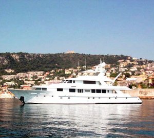 DeLuxe San Diego Luxury Lifestyle Event to showcase motor yacht Sojourn