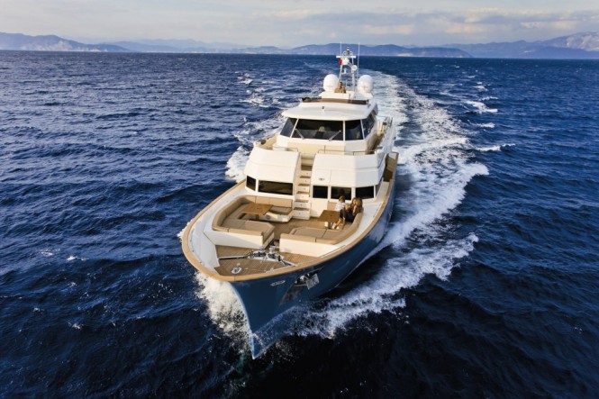 Mochi Craft Long Range 23 - Ferretti Group. Mochi Craft Long Range 23 - Ferretti Group.