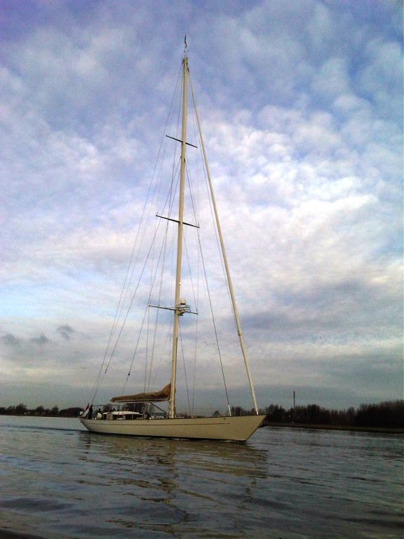 Sailing yacht Annagine departs for maiden voyage
