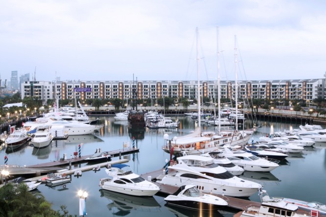 Inaugural Singapore Yacht Show 2011 Inaugural Singapore Yacht Show 2011