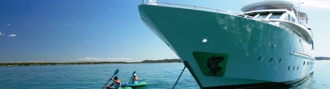 header-yacht-kayak Superyacht and Kayak in Queensland