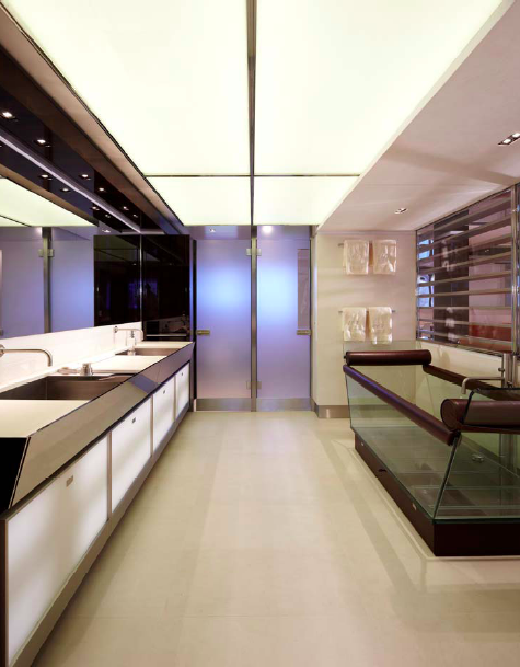 50m Heesen Yacht SKY - Owner's Bathroom