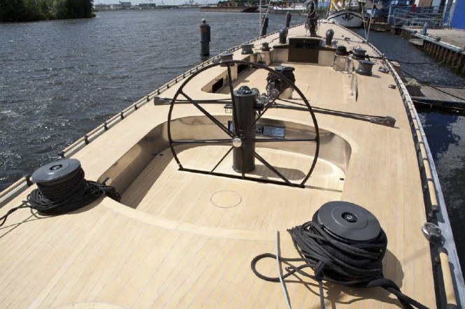 Detail of the Hoek Designed 115 F-Class Classic - Image courtesy of Hoek Design