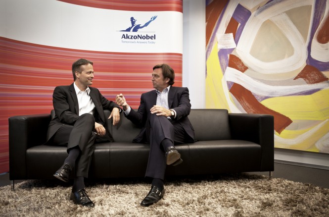 Hans Wijers and Ton Buchner - Image courtesy of AkzoNobel