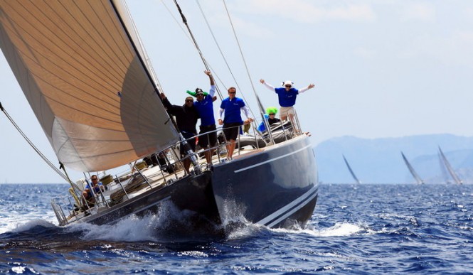 Yacht Lady Thalima and crew