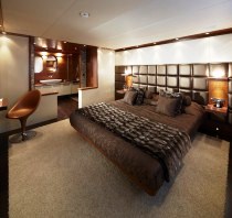Owners cabin of the Fourth Moonen 97 Motor Yacht