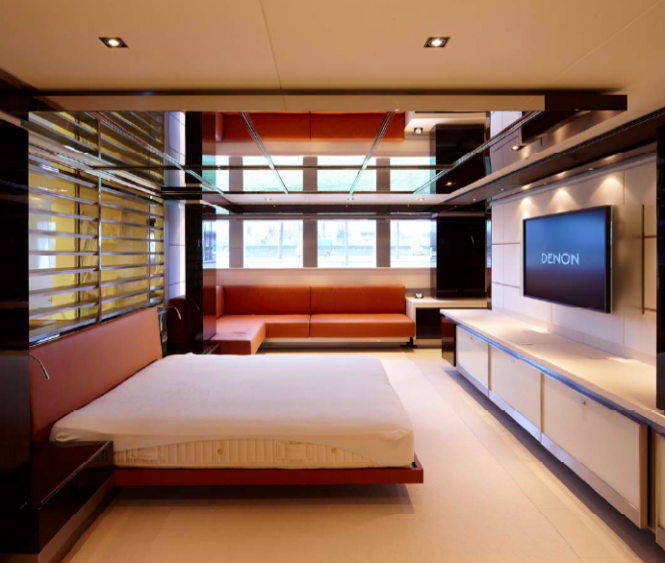 Superyacht SKY - Owner's Suite