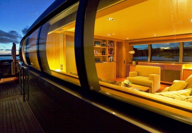 Yacht Exuma - Evening Deck