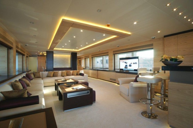 Main salon on board of yacht Tatiana by Bilgin Yachts - designed by J Kinder - realised by Septemar Yacht Furniture