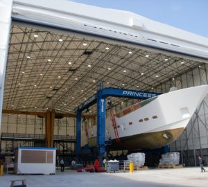 Princess Yachts complete first hull of new 40M motor yacht - the largest resin infused hull in the world