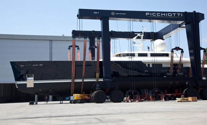 Superyacht Galileo G ready to launch at Picchiotti – Photo Credit Giuliano Sargentini 