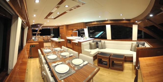 New Ocean Yachts 68 Enclosed Flybridge motoryacht - Stunning timberwork and open plan saloon layout