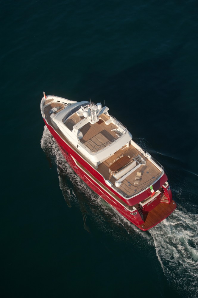 Vitadimare 3 superyacht from above