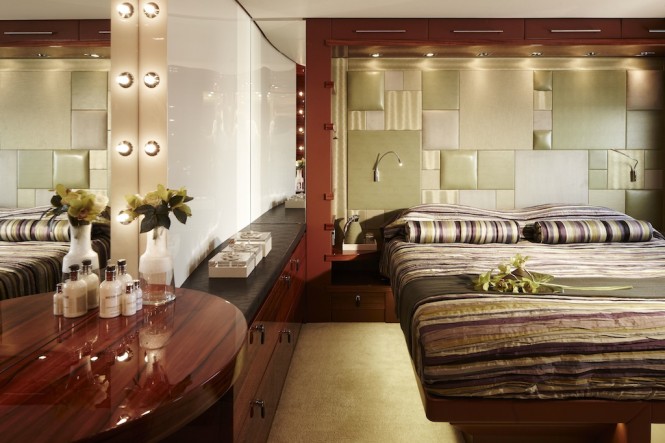 Expedition Yacht E&E Luxurious Cabin