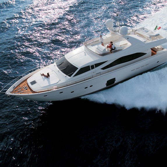 Ferretti 830 motor yacht