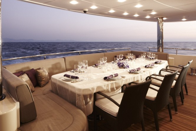 Motor yacht E&E Aft deck while cruising