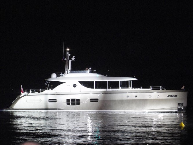 NISI 2400 Yacht in Cannes - At the 2011 World Yachts Trophies