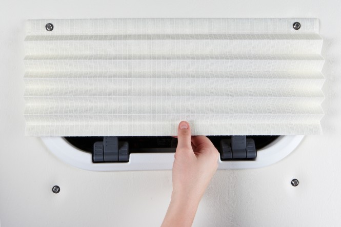 Oceanair Skysol Pleatedshade - Halfway