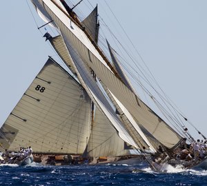 Régates Royales 2011: Champagne conditions for the opening day in Cannes