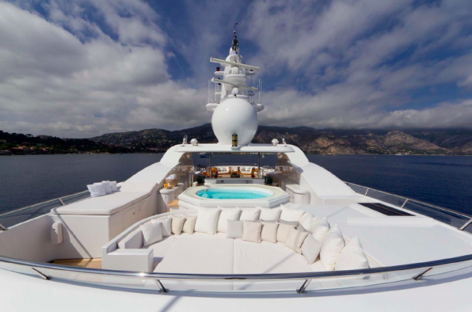 Spa Pool on board of charter yacht Troyanda - Photographer: Marc Paris