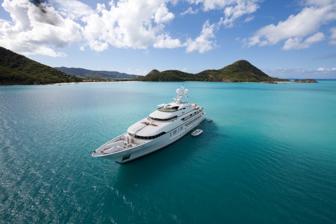 62m Viareggio superyacht RoMa1