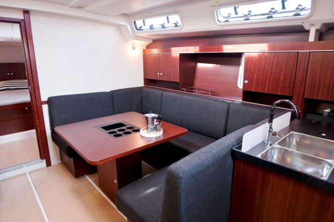 Hanse 445 Yacht interior