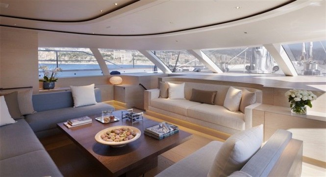 Interior design of the sailing yacht TWIZZLE