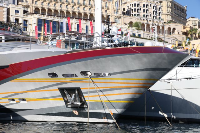 Motor Yacht Joy Me at the 2011 Monaco Yacht Show - Photo Pierre Pettavino