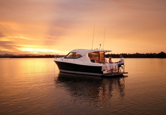 Riviera motor yacht 3600 Sport Yacht