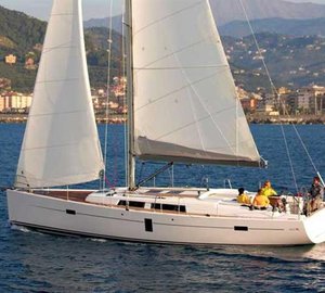 The new Salon Layout B2 for Hanse 445 sailing yacht