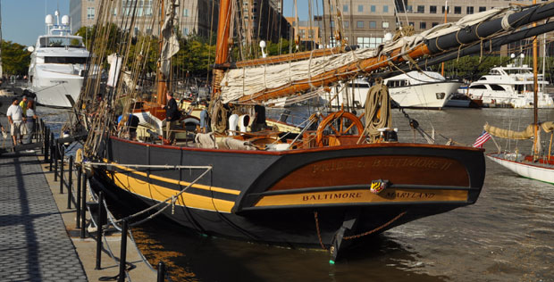 Sailing yacht Pride of Baltimore II
