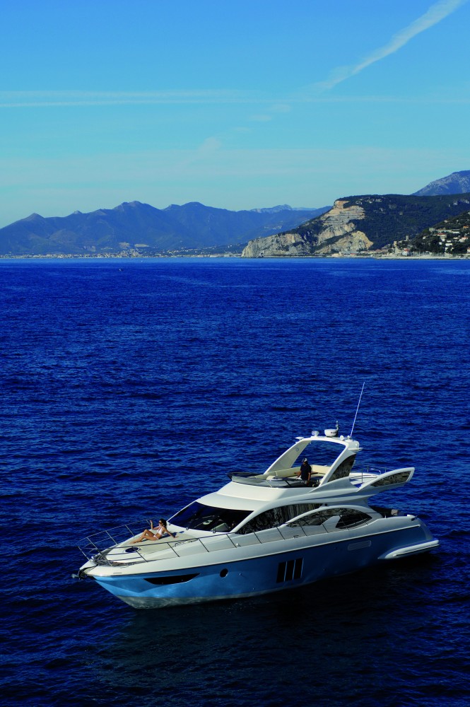 Azimut 60 superyacht