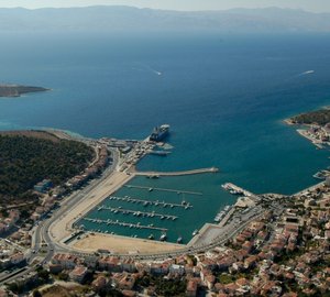 Golden Anchor for Cesme Marina