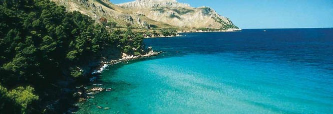 Palma de Mallorca - a beautiful charter yacht location
