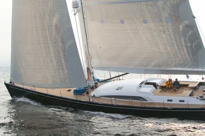 100´ luxury charter yacht Virago