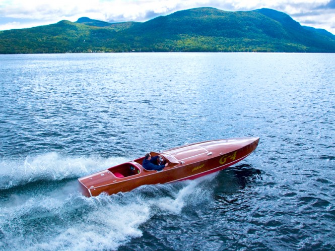 Hacker-Craft Racer Yacht