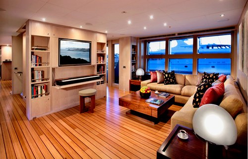 Interior of the Alloy Yachts built motor yacht VvS1