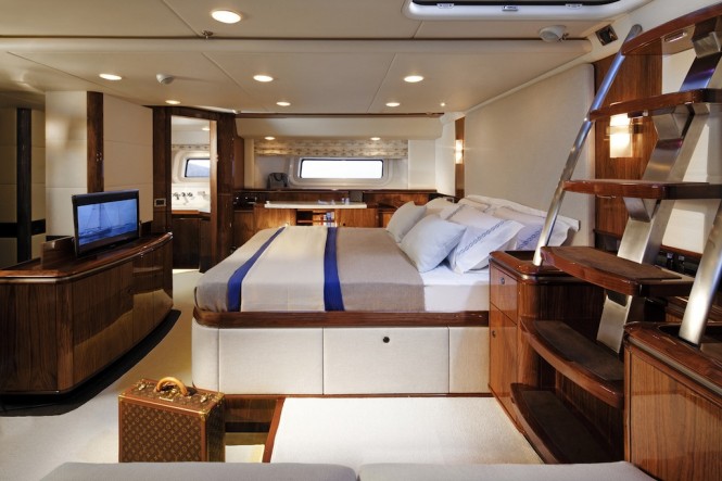 Owner's Cabin - Oyster 100 SARAFIN superyacht - Copyright Oyster Marine