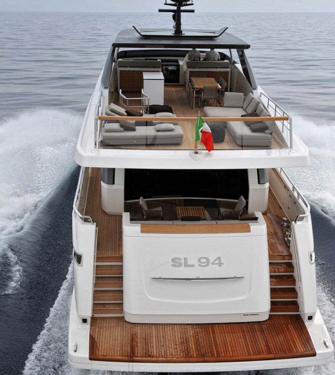 Sanlorenzo Super Yacht SL94 - rear view