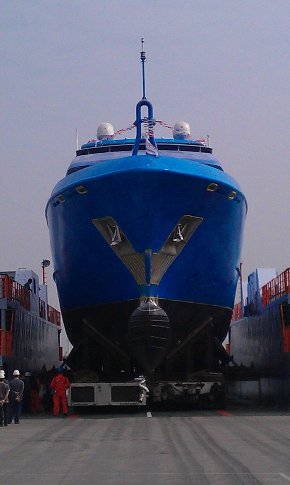 Super Yacht EP148 - front view