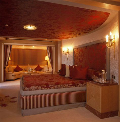 The Owner´s Suite on board luxury motor yacht Indian Empress