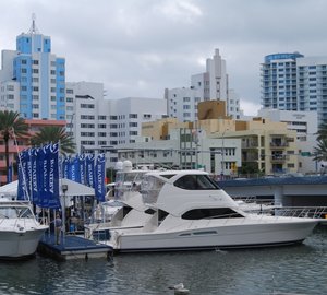 Riviera’s new 53 Enclosed Flybridge Yacht debuts at Miami Boat Show