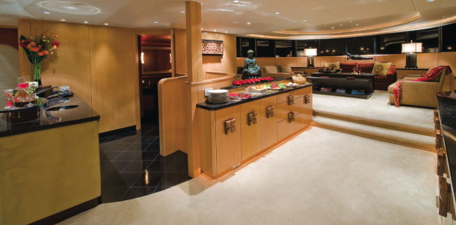 Triumphant Lady Yacht Main Saloon