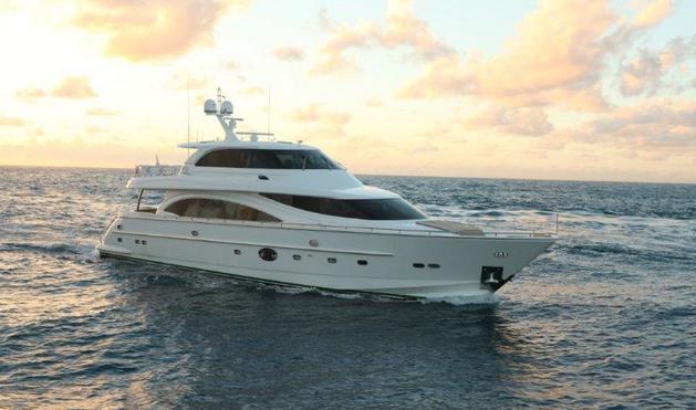 Horizon E88 super yacht Arabara II